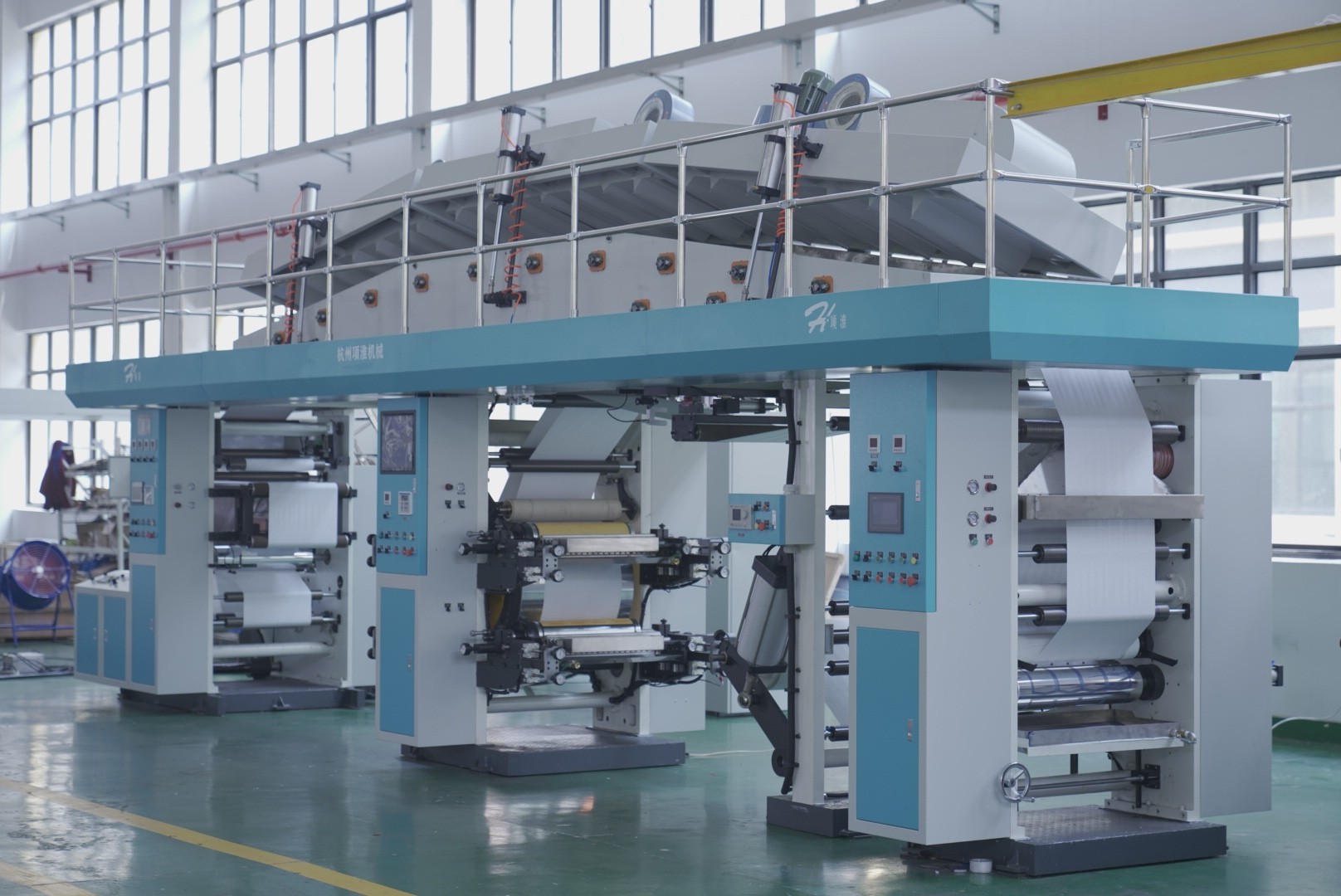 衛(wèi)星式柔印+背涂 (2).jpg